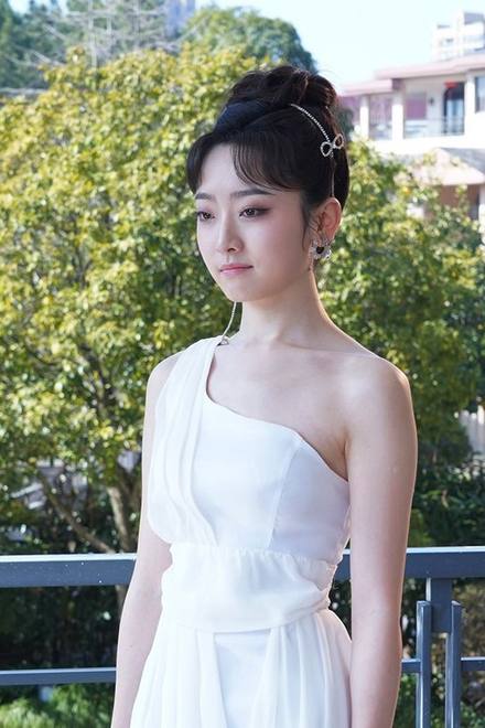 Nữ tổng tài lạnh lùng 2